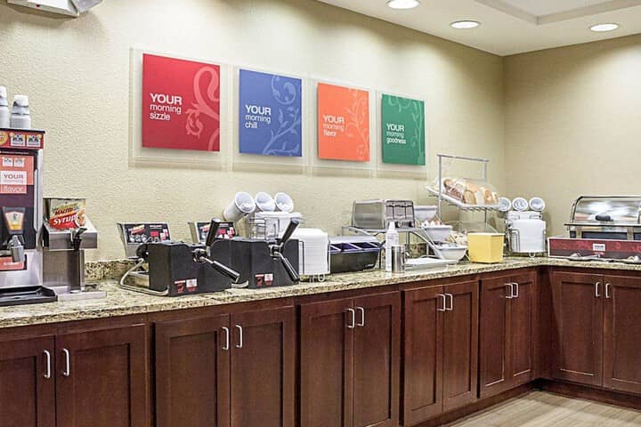 Breakfast/Coffee Service 36 of 47